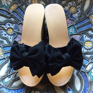 DARLING WEDGES WITH BOWS🎀